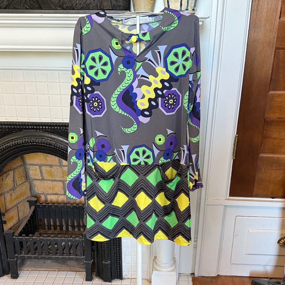 Tracy Negoshian Colorful Geometric Print Pocketed Dress- worn a few times